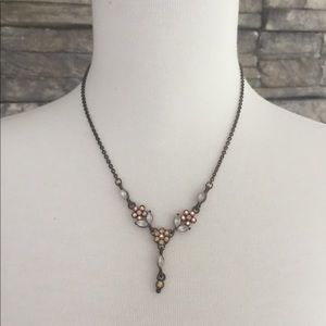 1978 floral necklace